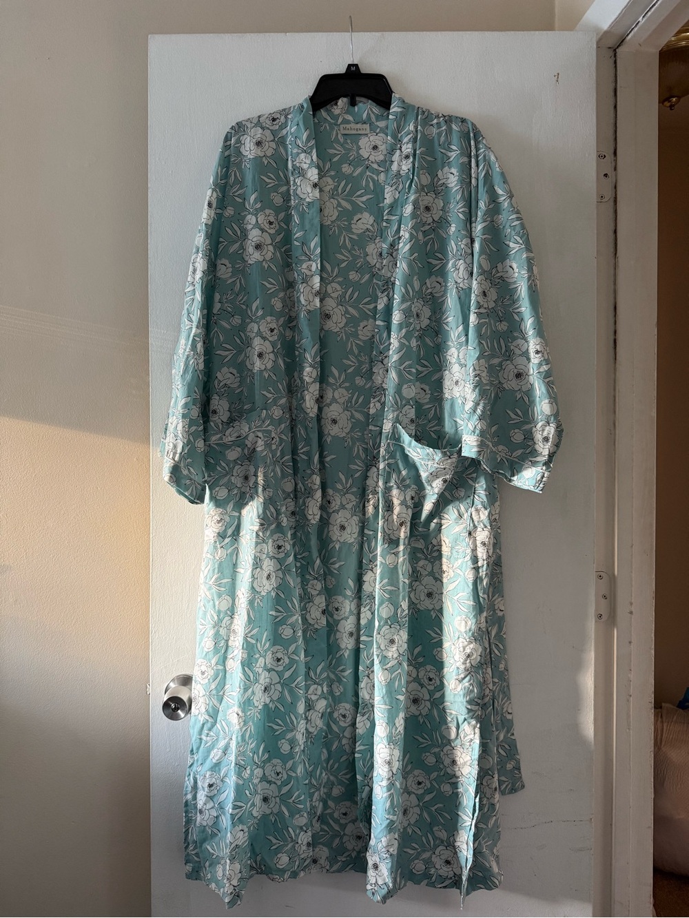 Mahogany Soleil Blue Floral Robe